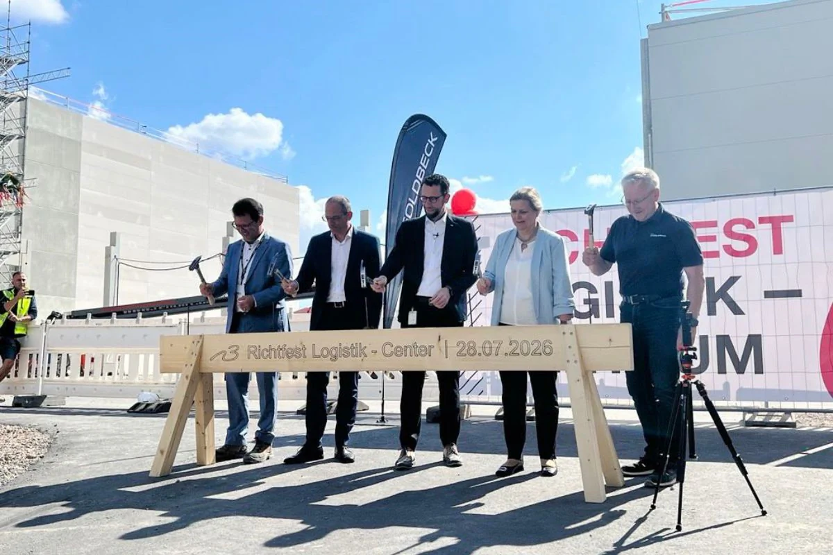 Richtfest für neues Logistikzentrum bei N3 in Arnstadt News: Richtfest für neues Logistikzentrum bei N3 in Arnstadt