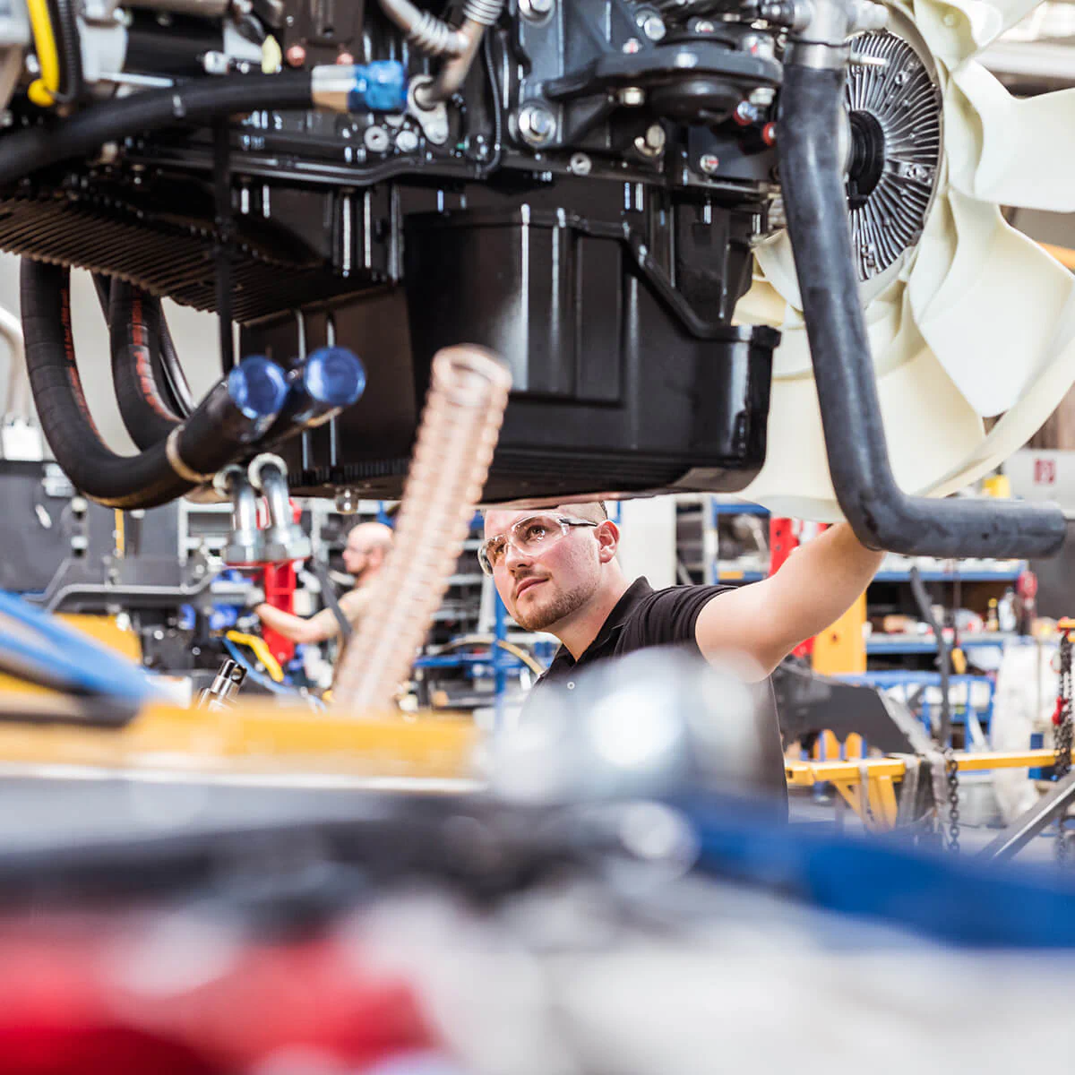 Fachkräfte gewinnen und sichern Bildbeschreibung / description: Fachkräfte gewinnen und sichern